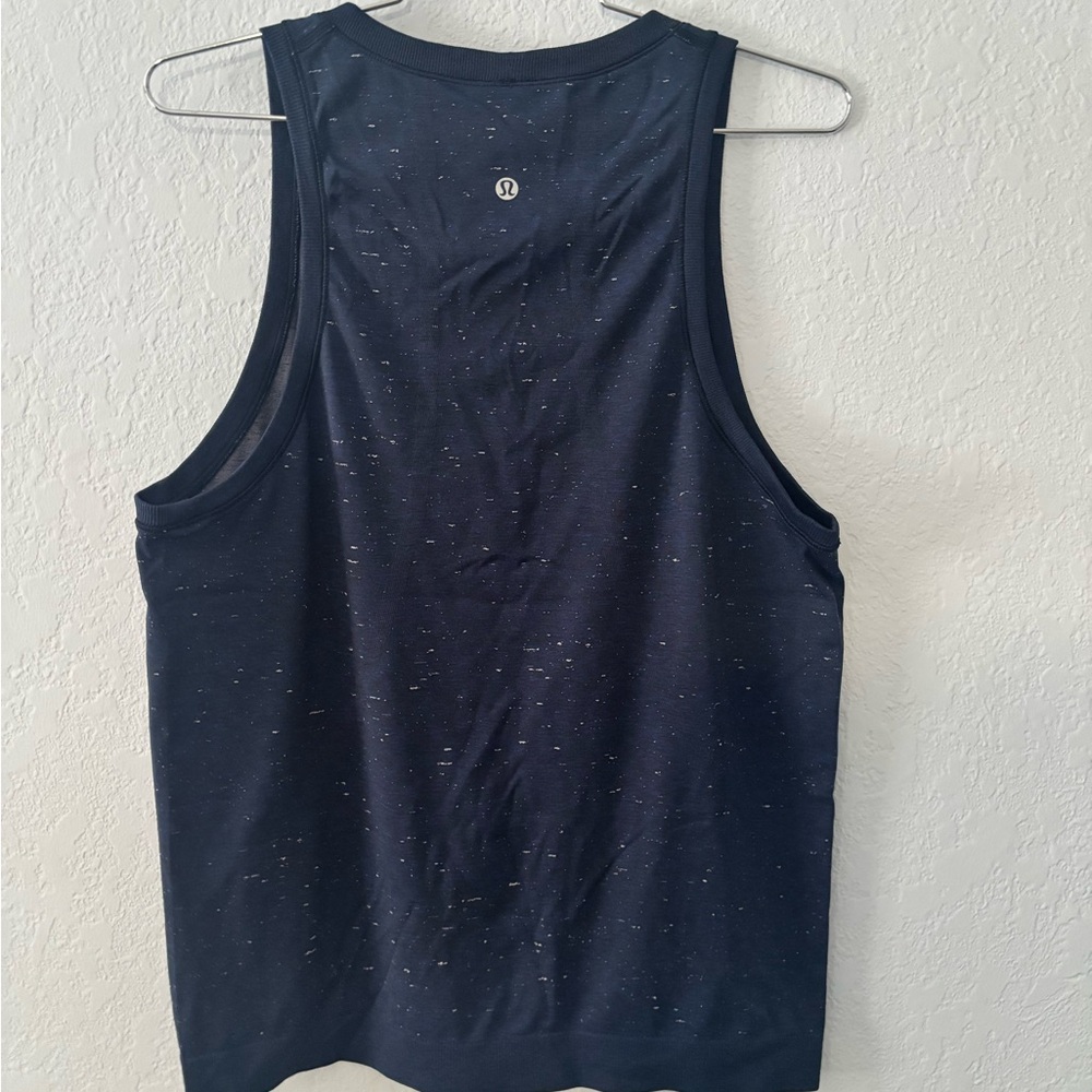 Lululemon Women’s  Dark Blue Speckled Tank- Relaxed Fit